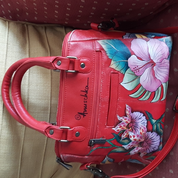 Anuschka Handbags - Vintage Anushka handpainted flowered shoulder bag with removable strap.